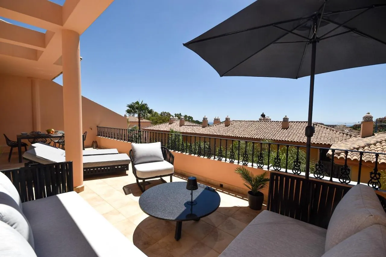 Penthouse With Sea Views In Nueva Andalucia Apartment Marbella