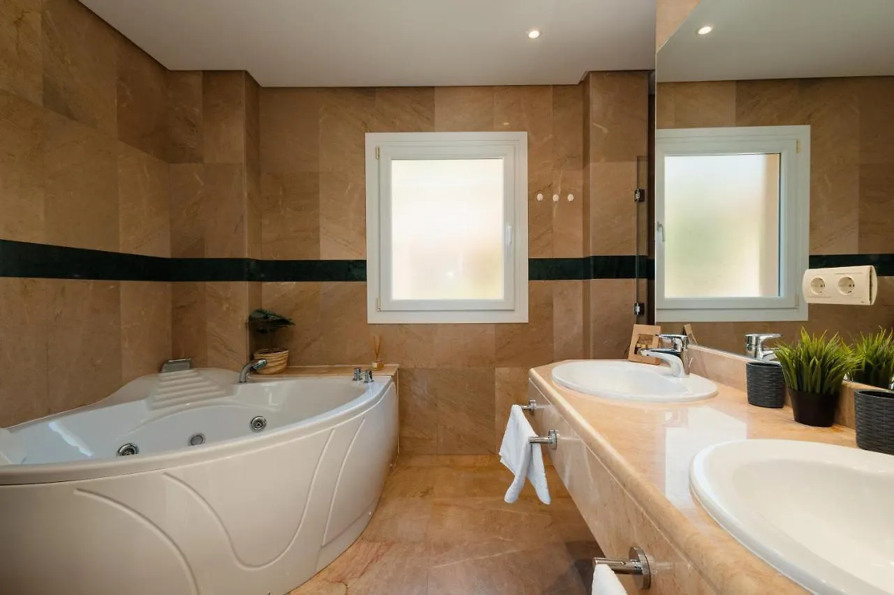 Penthouse With Sea Views In Nueva Andalucia Apartment Marbella