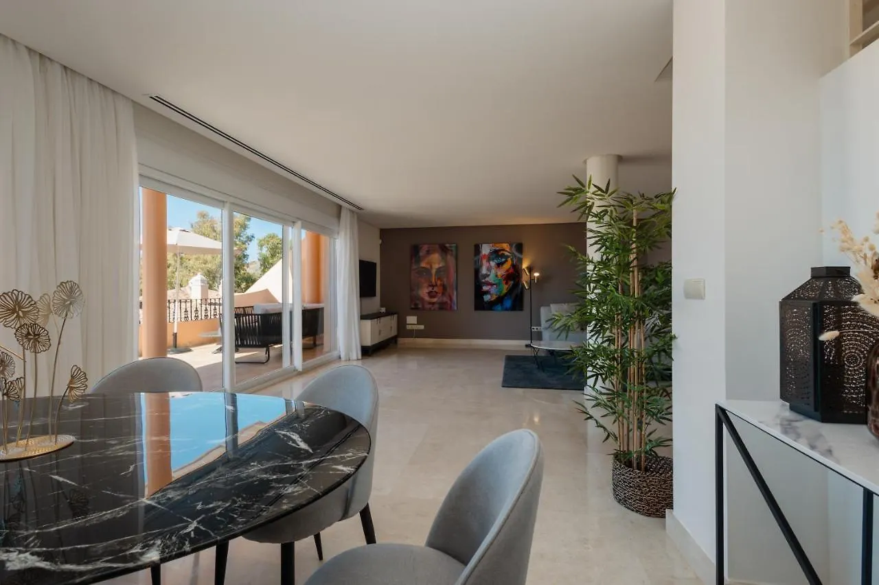 Penthouse With Sea Views In Nueva Andalucia Apartment Marbella